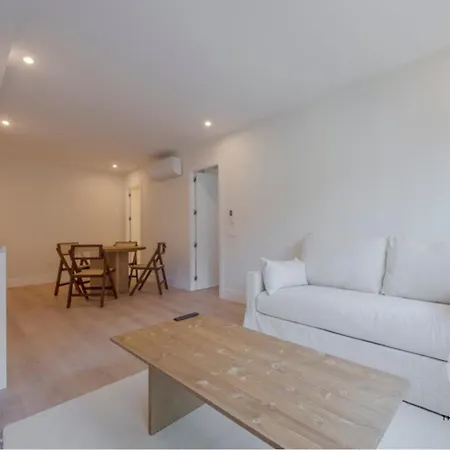 Tu Casa Para 4 En Malasana Ven A San Bernardo 20 Madrid Buitenkant foto